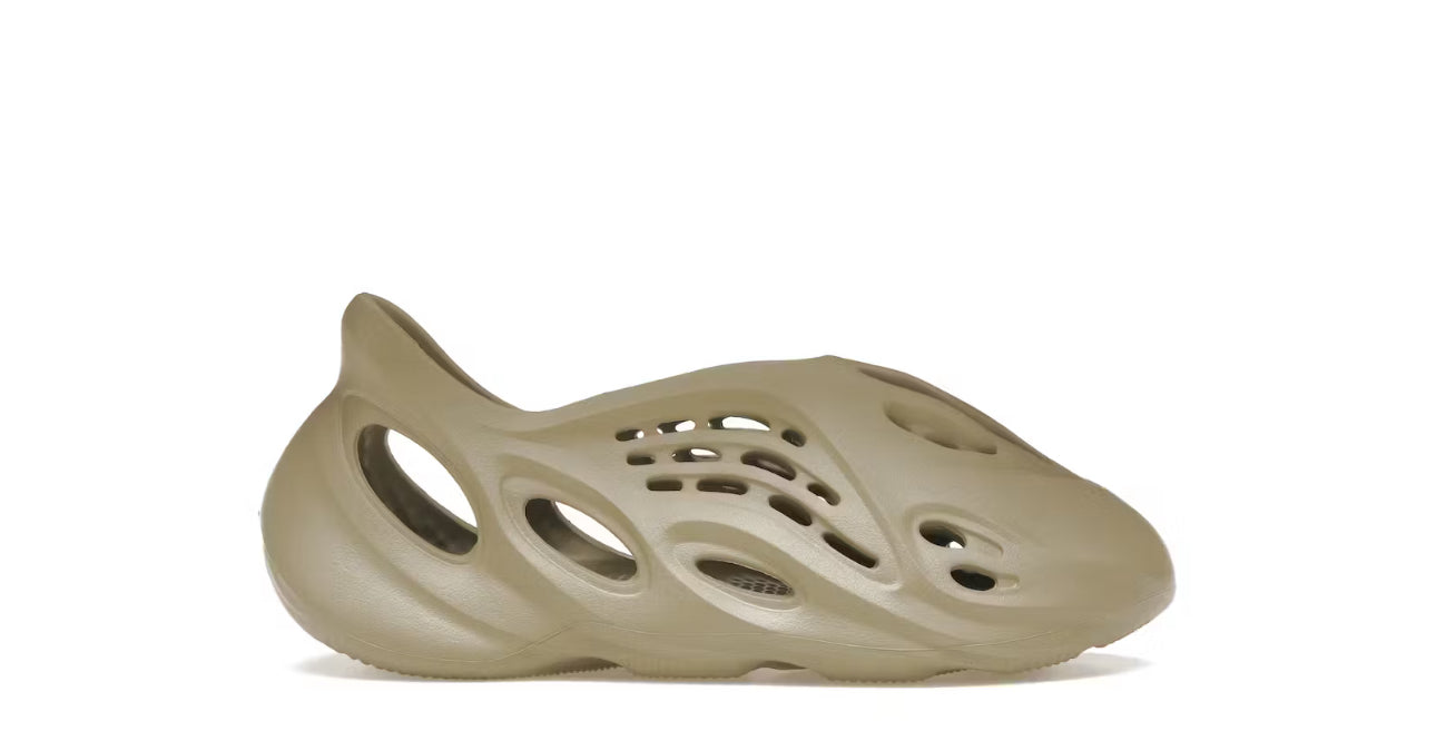 Yeezy Foam RNR Stone Salt