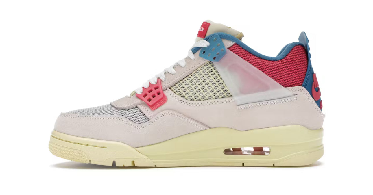 Air Jordan 4 Retro                                    Union Guava Ice