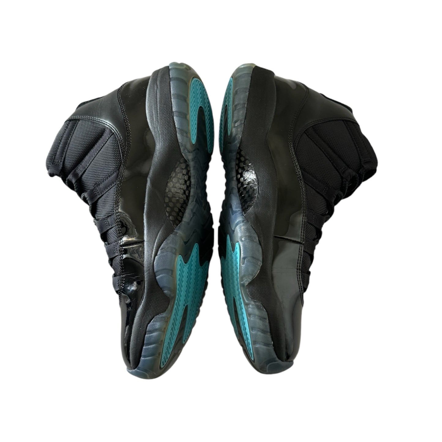 Air Jordan 11 Retro                              Gamma Blue