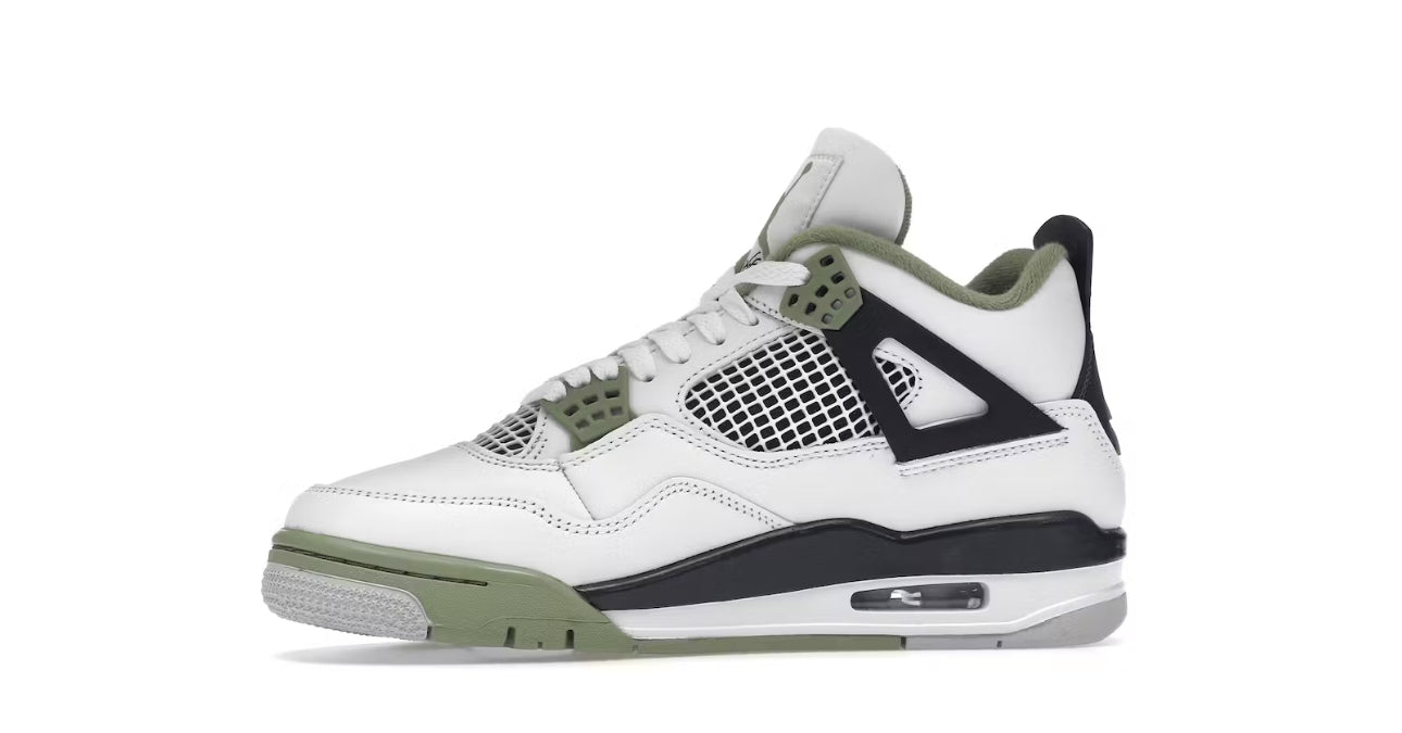 Air Jordan 4 Retro
